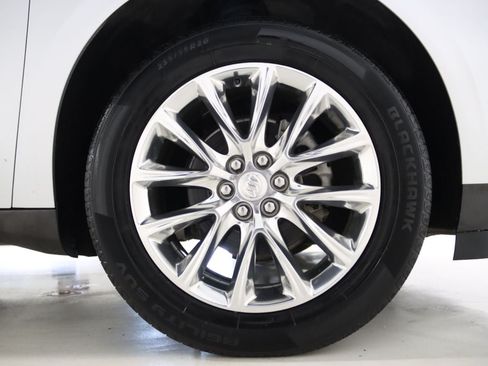 Used 2021 Buick Enclave Essence w/ Sound and Sites Package AWD/4WD image 75