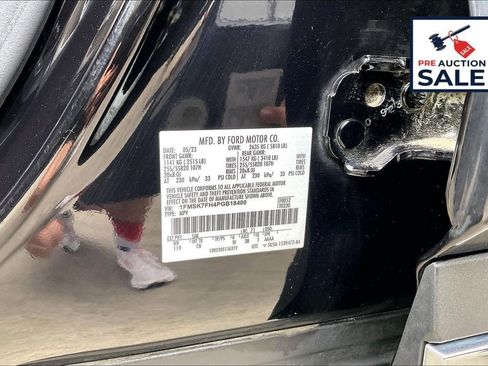 Used 2023 Ford Explorer Limited RWD image 36