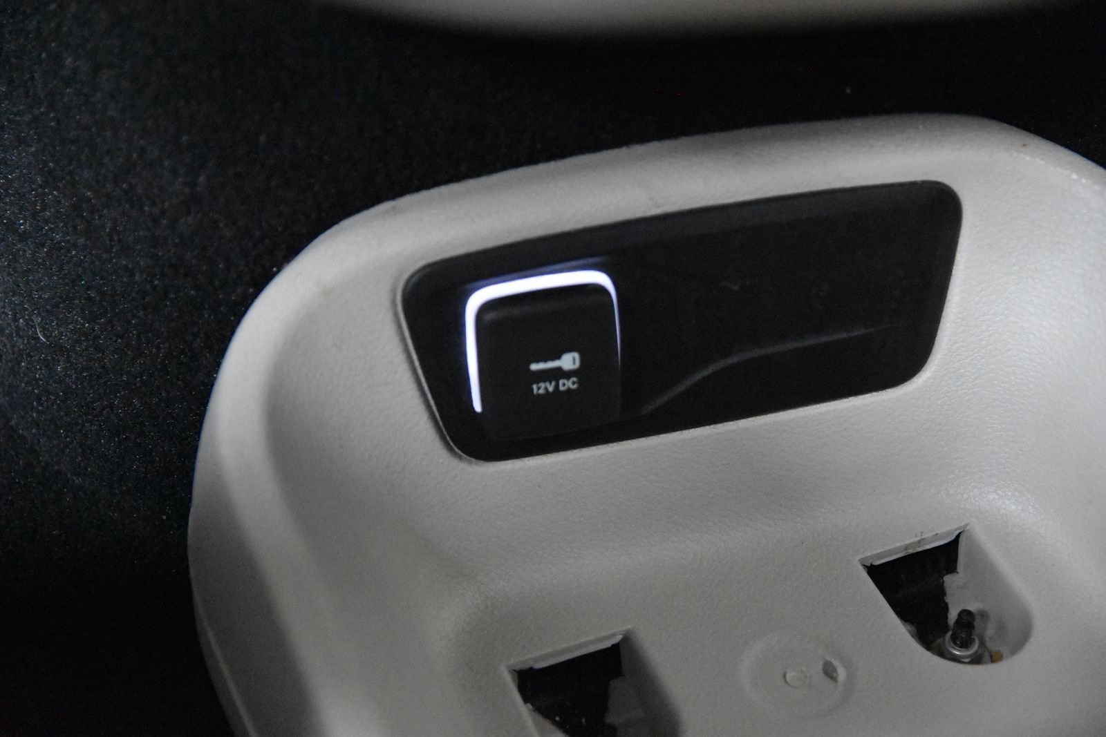 Used 2023 Chrysler Pacifica Touring-L FWD image 26