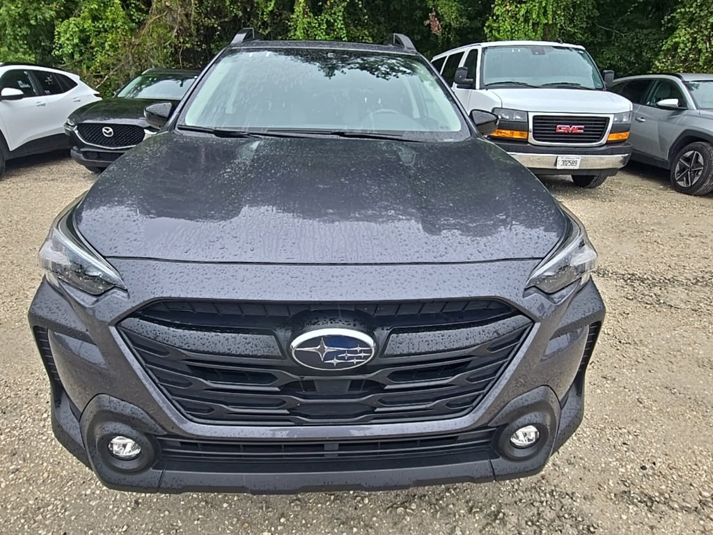 Used 2025 Subaru Outback Onyx Edition AWD/4WD image 2