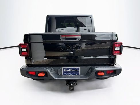 Used 2021 Jeep Gladiator Mojave w/ LED Lighting Group AWD/4WD image 8