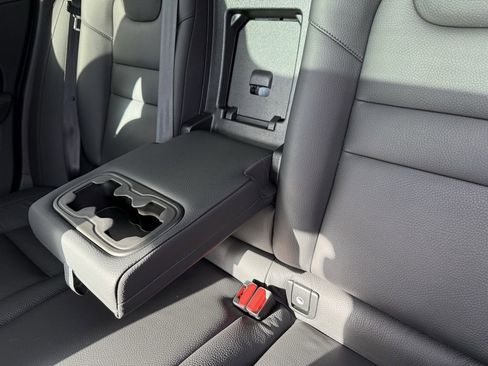 Certified 2025 Volvo V60 B5 Cross Country Plus image 14