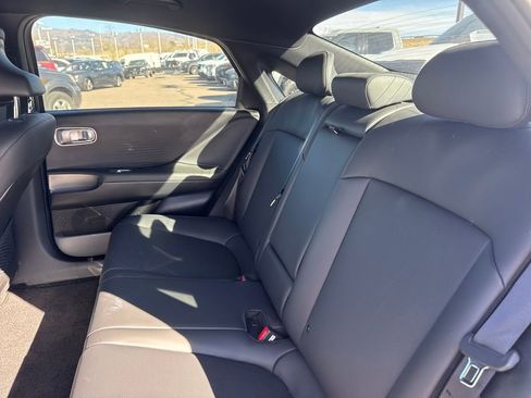 Used 2024 Hyundai Ioniq 6 SEL image 32