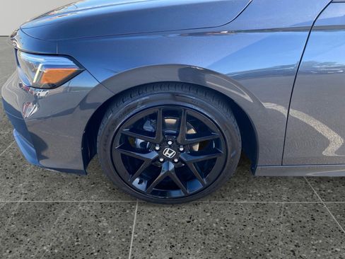 Used 2025 Honda Civic Sport image 14