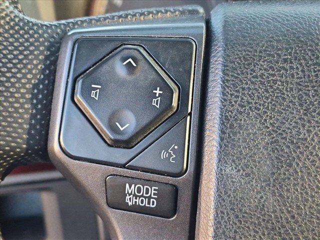 Used 2016 Toyota Tacoma TRD Off-Road w/ Towing Package AWD/4WD image 17