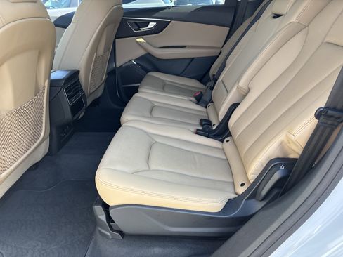 Used 2023 Audi Q7 2.0T Premium Plus w/ Premium Plus Package image 16