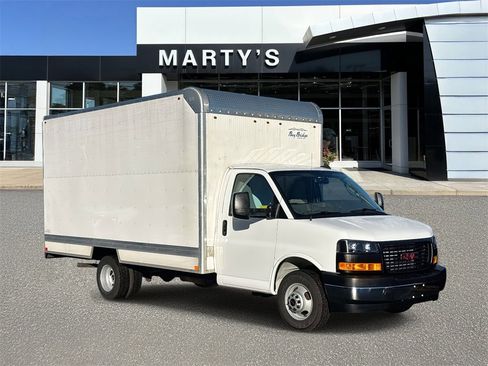 Used 2022 GMC Savana 3500 w/ Power Convenience Package image 1
