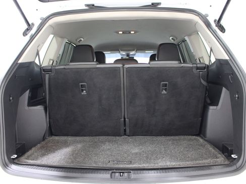 Used 2018 Volkswagen Atlas SE image 24