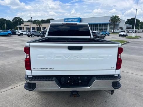 Used 2024 Chevrolet Silverado 2500 LT AWD/4WD image 6
