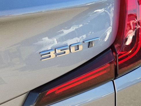 Used 2023 Cadillac XT4 Premium Luxury image 14