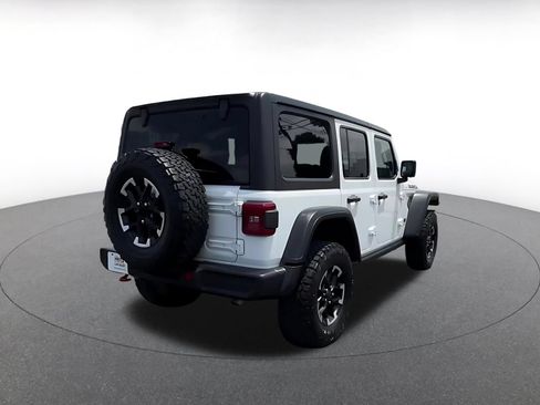 Used 2025 Jeep Wrangler Unlimited Rubicon AWD/4WD image 14