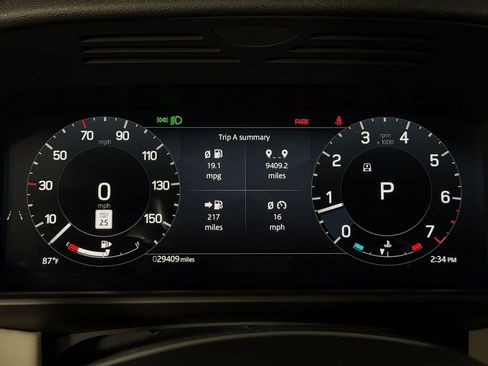 Used 2025 Land Rover Discovery S AWD/4WD image 14
