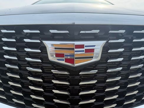 Certified 2025 Cadillac XT5 Premium Luxury AWD/4WD image 19