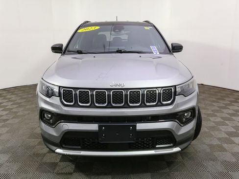 Used 2023 Jeep Compass Limited AWD/4WD image 4