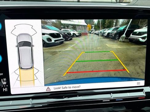 New 2026 Volkswagen Atlas SE image 25