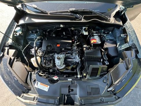 Used 2025 Honda HR-V Sport image 30