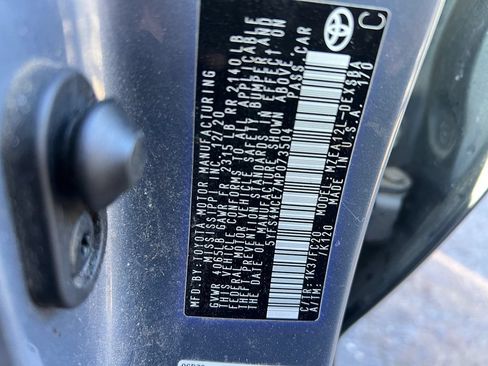 Used 2021 Toyota Corolla SE FWD image 43