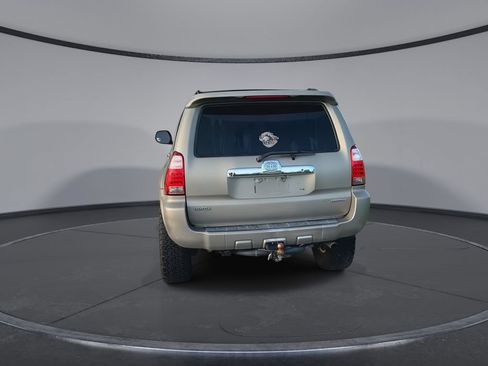 Used 2006 Toyota 4Runner SR5 RWD image 7