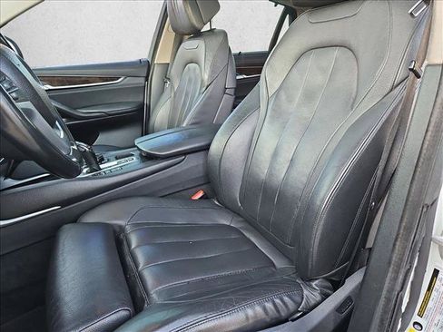 Used 2015 BMW X6 xDrive50i AWD/4WD image 17