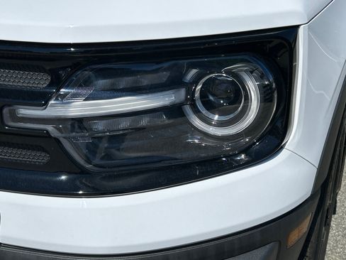 Certified 2023 Ford Bronco Sport Outer Banks w/ Tech Package AWD/4WD image 7