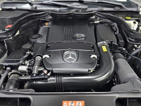 Used 2012 Mercedes-Benz C 250 Sedan image 6