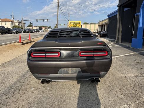 Used 2016 Dodge Challenger SRT w/ Technology Group RWD image 14