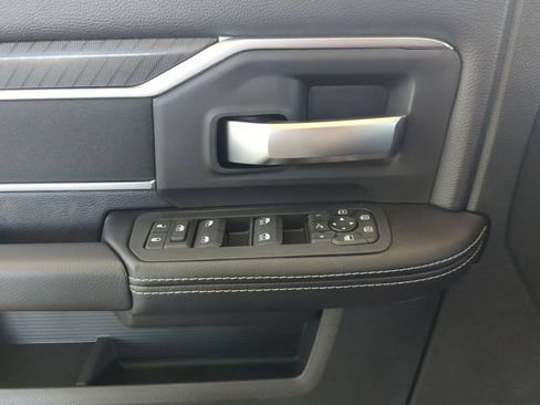 New 2026 RAM 2500 Big Horn AWD/4WD image 14