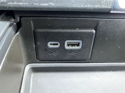 Used 2023 GMC Yukon Denali image 21