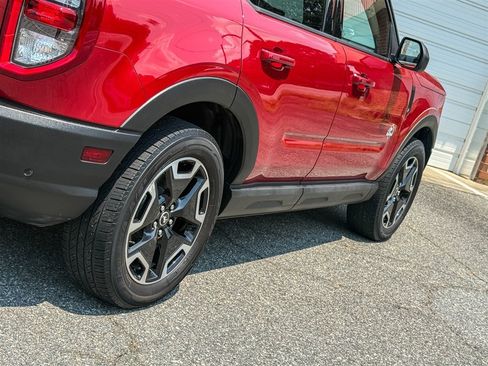 Used 2021 Ford Bronco Sport Outer Banks AWD/4WD image 34