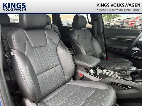 Used 2024 Kia Telluride SX Prestige X-Pro AWD/4WD image 24