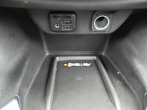 Certified 2023 Chevrolet Traverse RS image 16