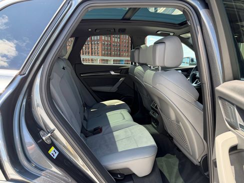 Used 2022 Audi SQ5 Premium Plus AWD/4WD image 30