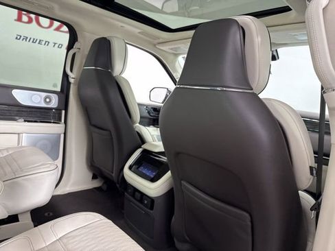 Used 2024 Lincoln Navigator Black Label image 19