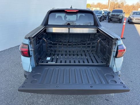 Certified 2025 Hyundai Santa Cruz Limited image 10