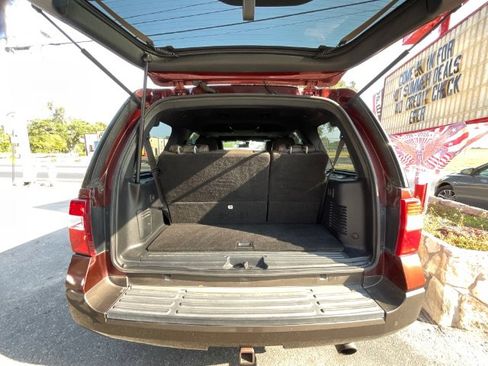 Used 2015 Ford Expedition King Ranch RWD image 5