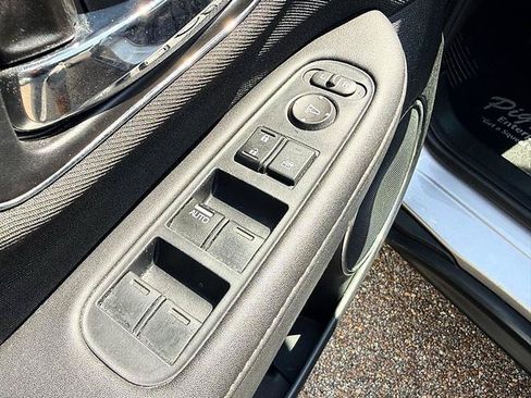 Used 2022 Honda HR-V EX image 18