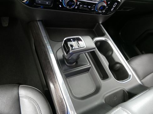 Used 2022 Chevrolet Silverado 1500 LTZ w/ LTZ Premium Package image 24