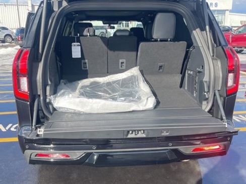 New 2025 Ford Expedition Platinum w/ Stealth Appearance Package image 32