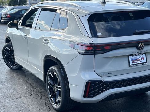 New 2026 Volkswagen Tiguan SEL R-Line AWD/4WD image 23