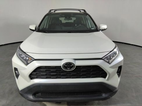 Used 2021 Toyota RAV4 XLE Premium FWD image 7