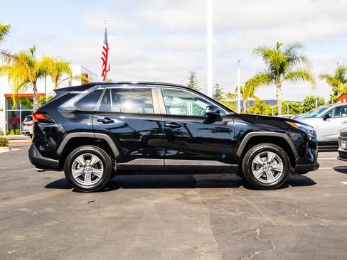 Used 2024 Toyota RAV4 XLE FWD image 11