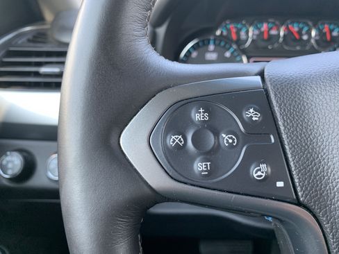 Used 2015 Chevrolet Suburban LTZ AWD/4WD image 19