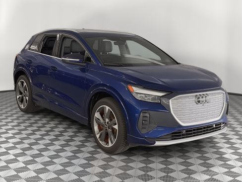 Used 2022 Audi Q4 e-tron Premium Plus w/ Premium Plus AWD/4WD image 7