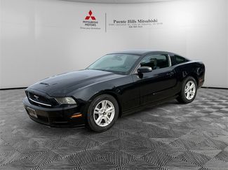 Used 2013 Ford Mustang Coupe video 1