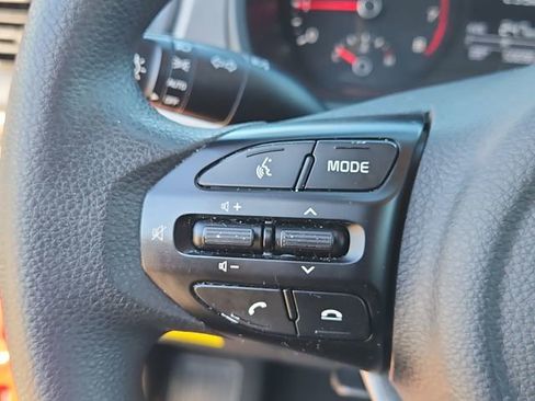 Used 2022 Kia Rio S image 19