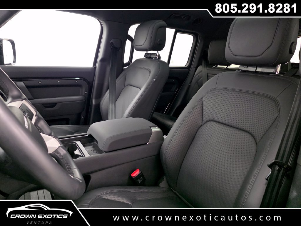 Used 2023 Land Rover Defender 130 SE AWD/4WD image 27