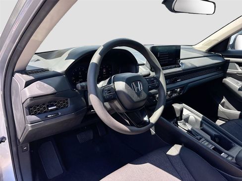 Used 2024 Honda Accord EX image 10