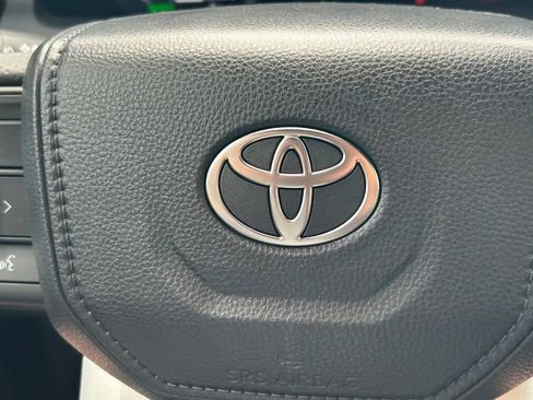 New 2026 Toyota 4Runner Limited AWD/4WD image 42