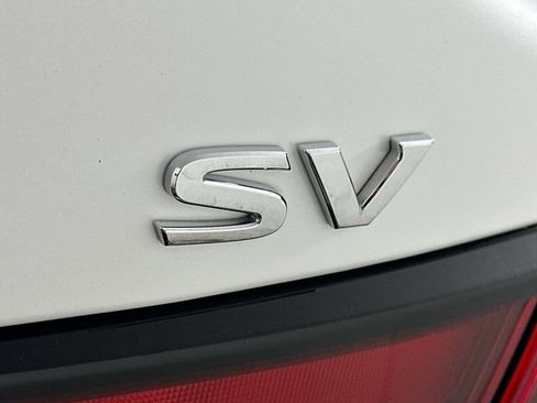 Used 2024 Nissan Sentra SV FWD image 27