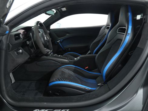 Certified 2022 Maserati MC20 Coupe RWD image 25